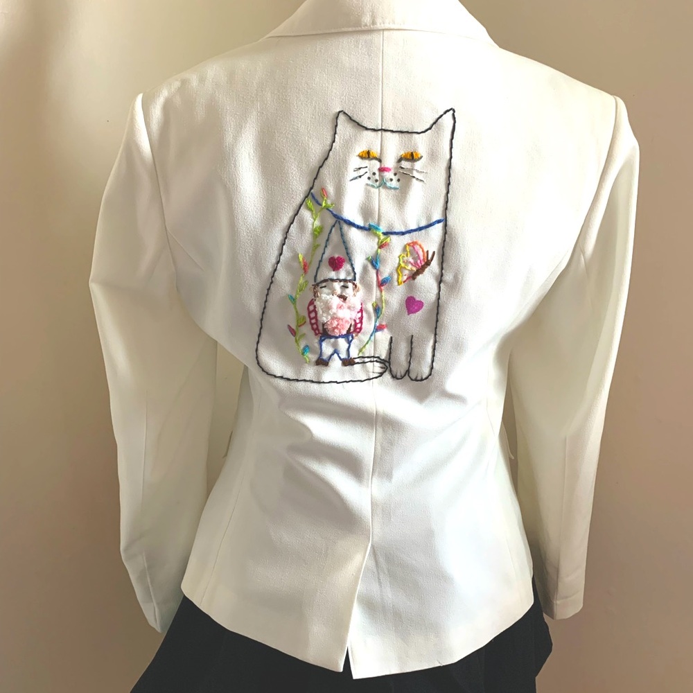 White Cat Embroidered Jacket